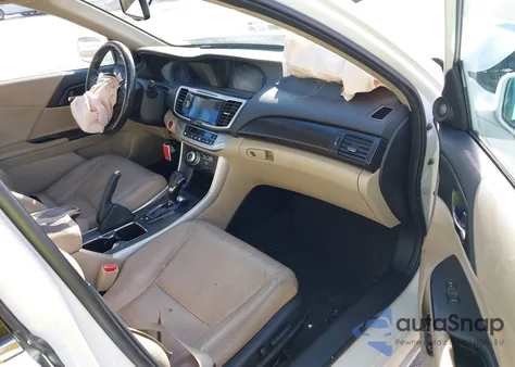 2015 Honda Accord Hybrid Touring из США, поврежденный, VIN 1HGCR6F7XFA005639